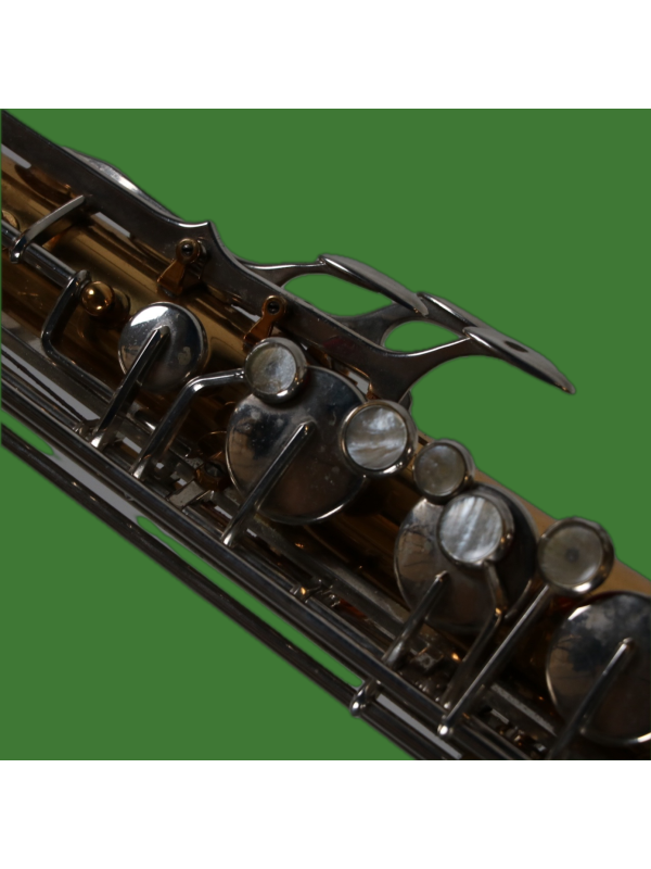 Saxophone TENOR  PAUL BEUSCHER