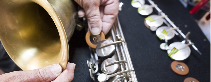 Saxophones Rutilants Vieux